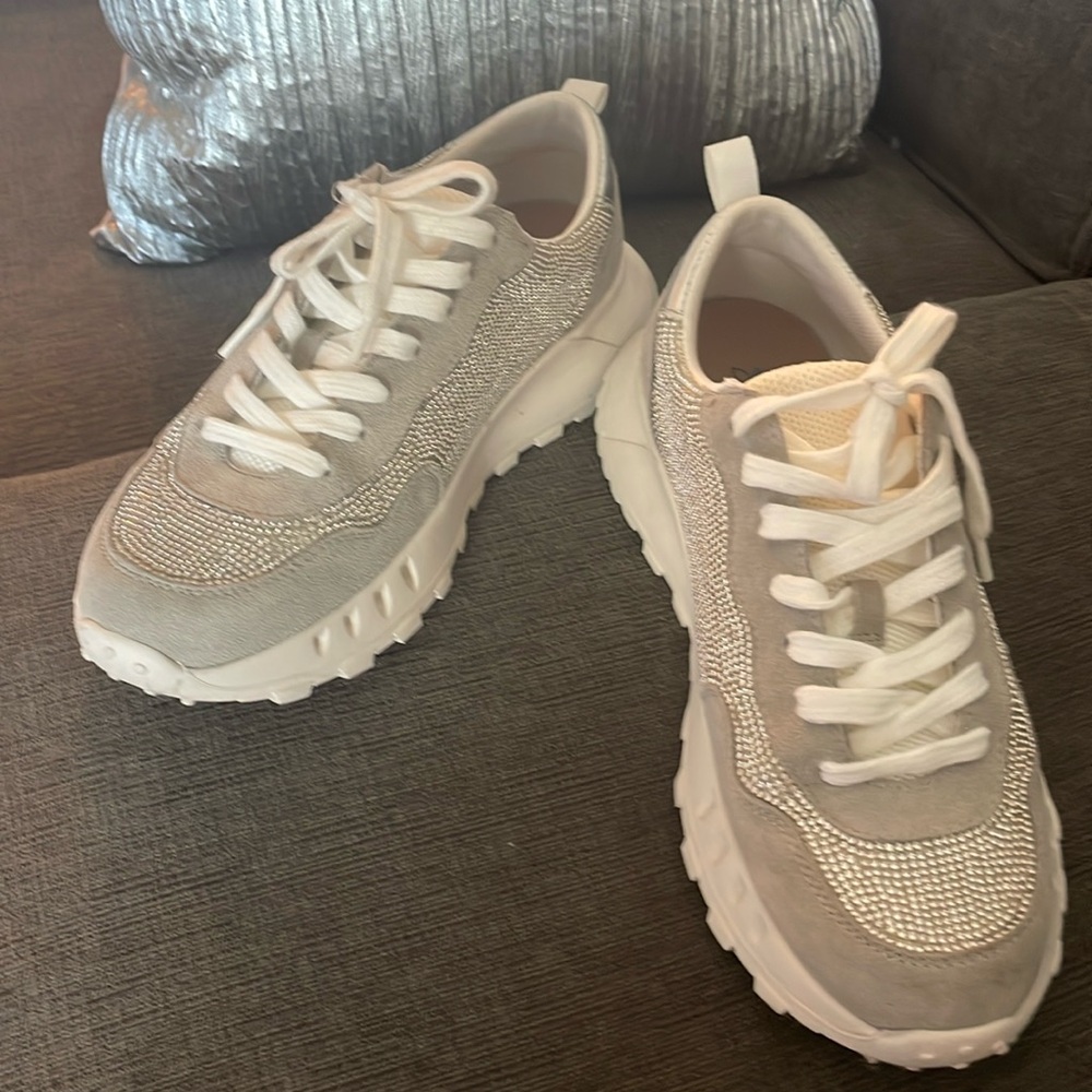 Cute pair of Aqua College waterproof sneakers, white with silver sparkles